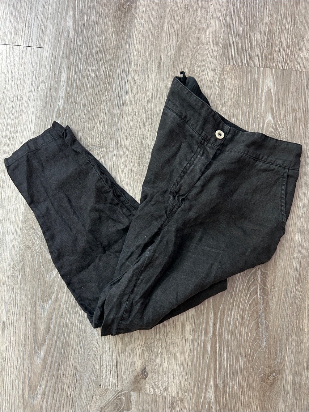 Women's Black Tapered Linen Pants